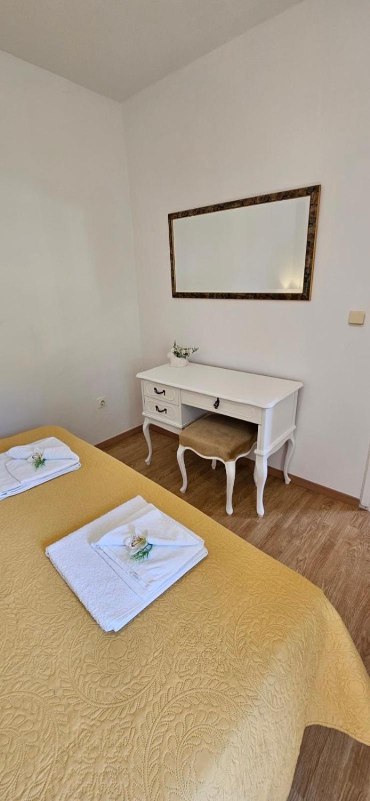 Apartments Afrodita Дубровник Номер фото